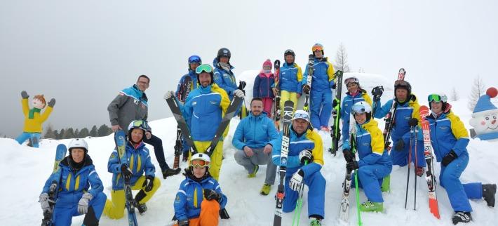 Skischule & Skiverleih
